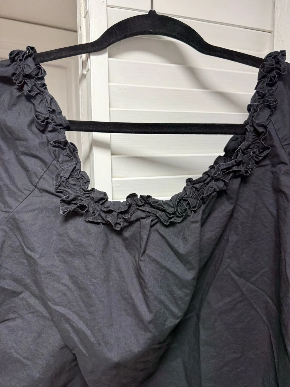J.Crew Ruffle Neck Blouse Womens Black Puff Sleeve Cotton Top Romantic Size L